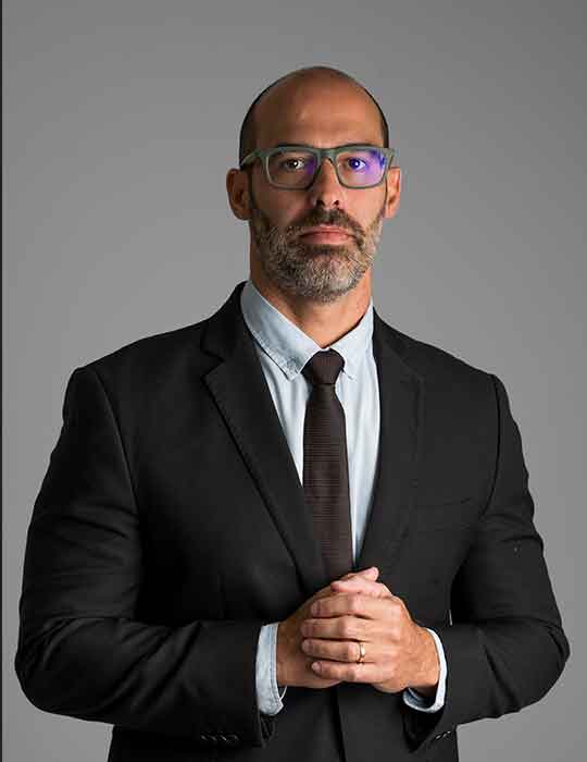 DR. GUSTAVO CARVALHO (Sócio – Diretor de Operações)