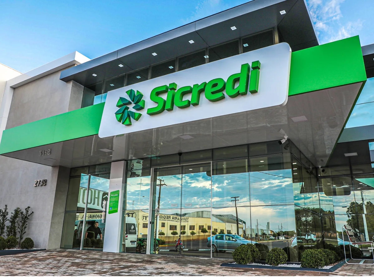 Trabalha em cooperativa de crédito? Seus direitos podem ir muito além do que você imagina